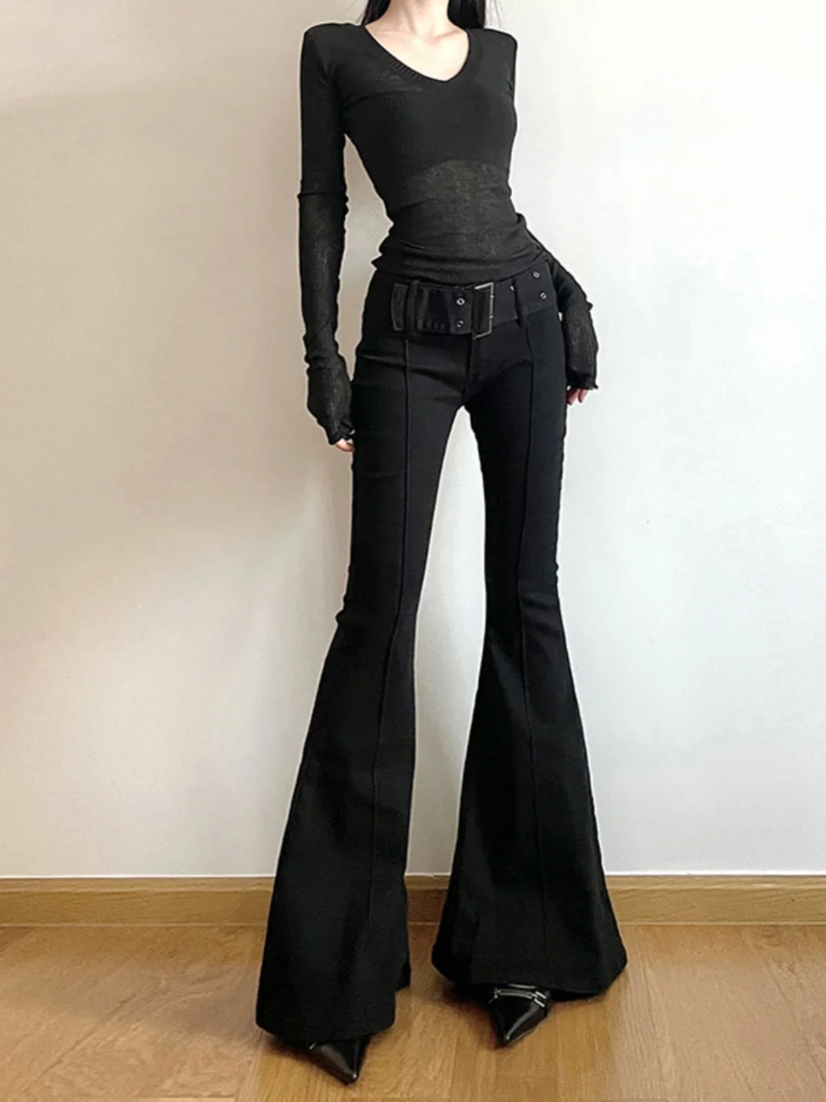 Fashion Street Yoga - Celana Wanita Hitam Model Flare Retro