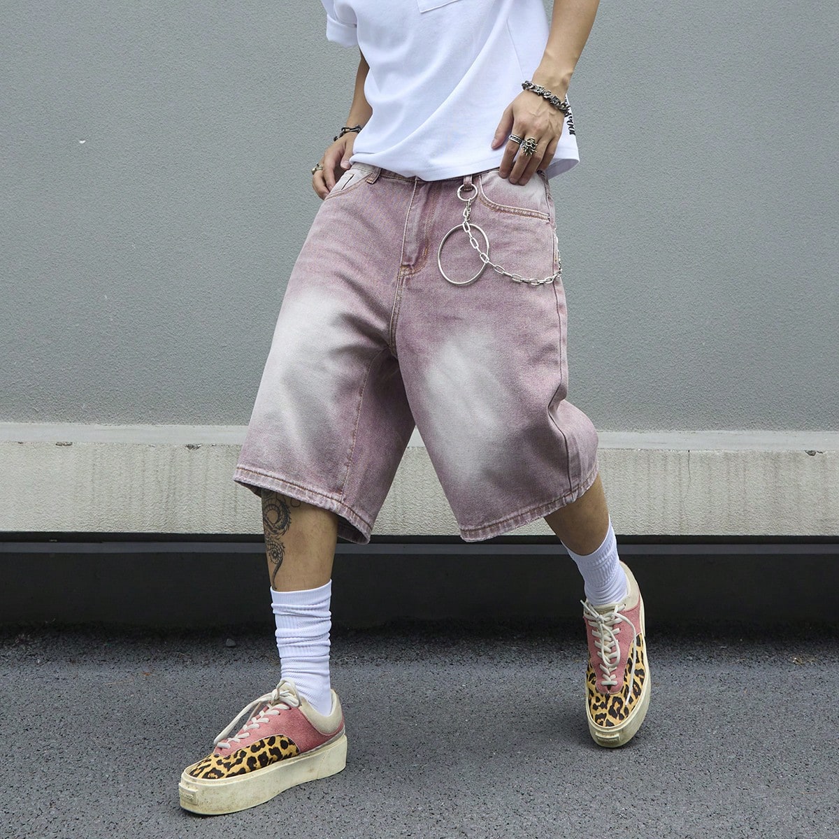 Street Fashion Art - Celana Pendek Denim Gradasi Pink Pria
