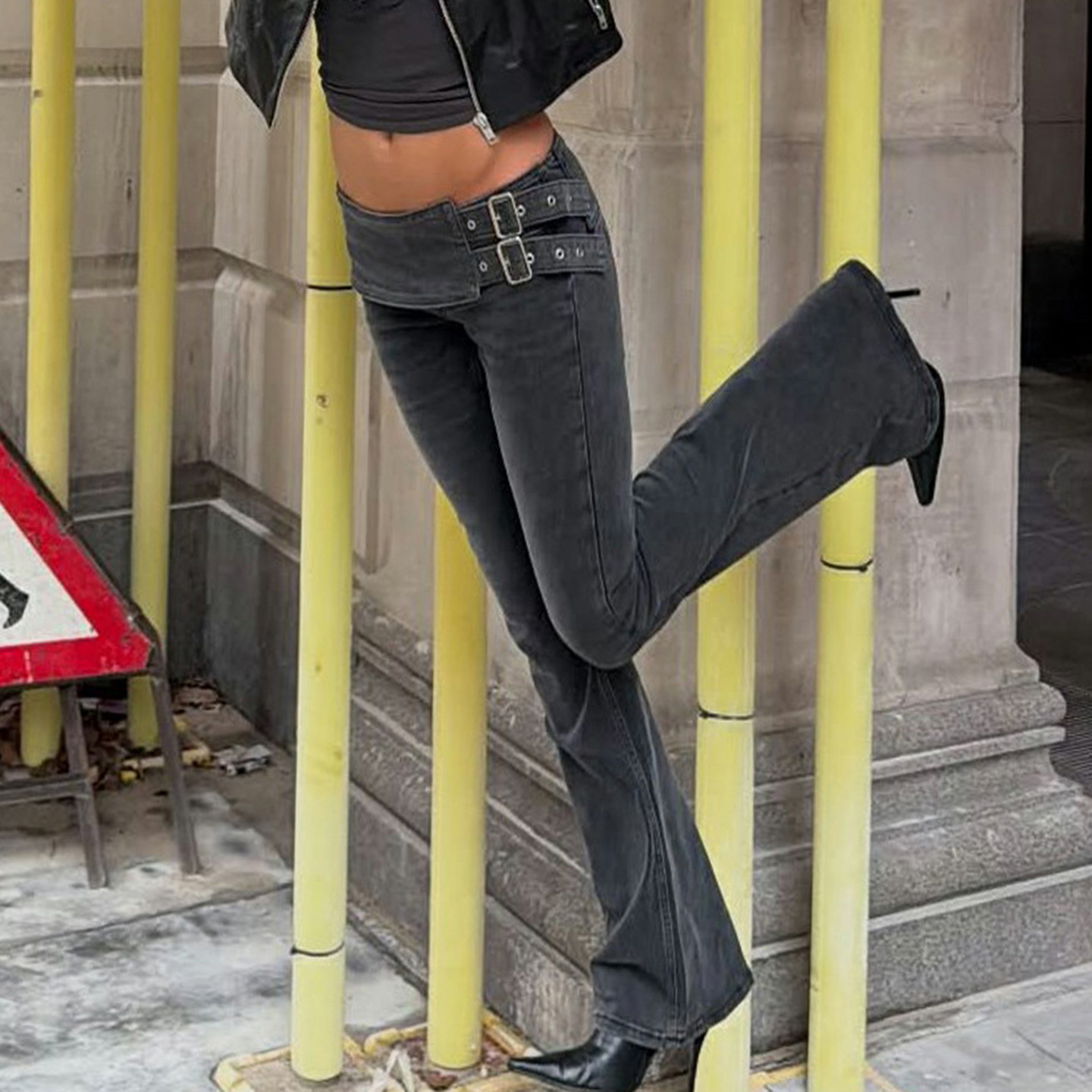 Celana Jeans Hitam Wanita Mode - Fashion Street Yoga ulasan dan harga