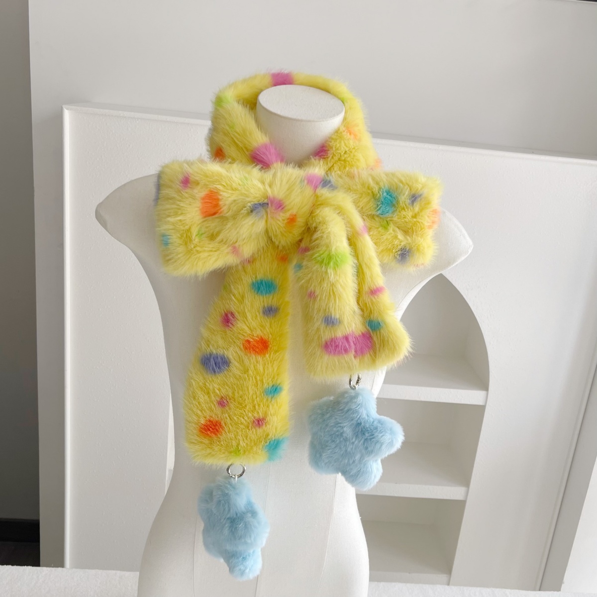 Syal bulu imitasi motif polkad - Street Fashion In Japanese ulasan dan harga