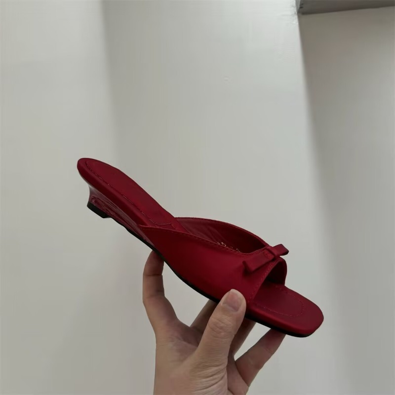 Sepatu Sandal Wanita Model Mul - Street Fashion Look ulasan dan harga
